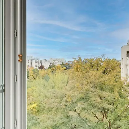 De 3 Avec Balcon A Proximite De L'arc De Triomphe Apartment