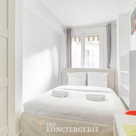 De 3 Avec Balcon A Proximite De L'arc De Triomphe Apartment Paris